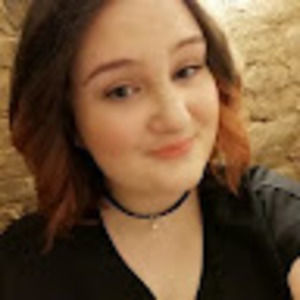 Meet your Posher, Holly